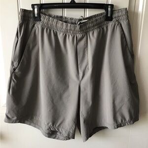 🌼Lululemon Pacebreaker Linerless 7” Shorts Gray size XL